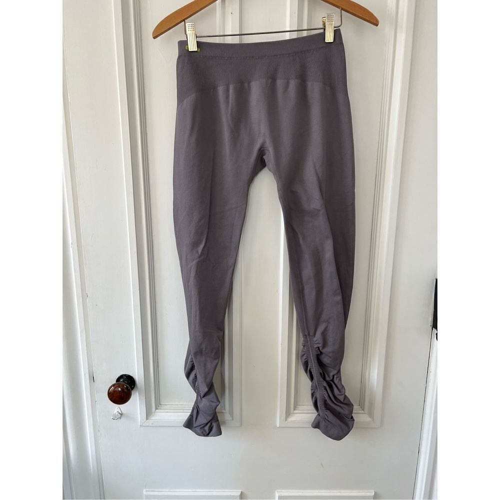 Lole gray/ light purple seamless ruched leggings S/M
